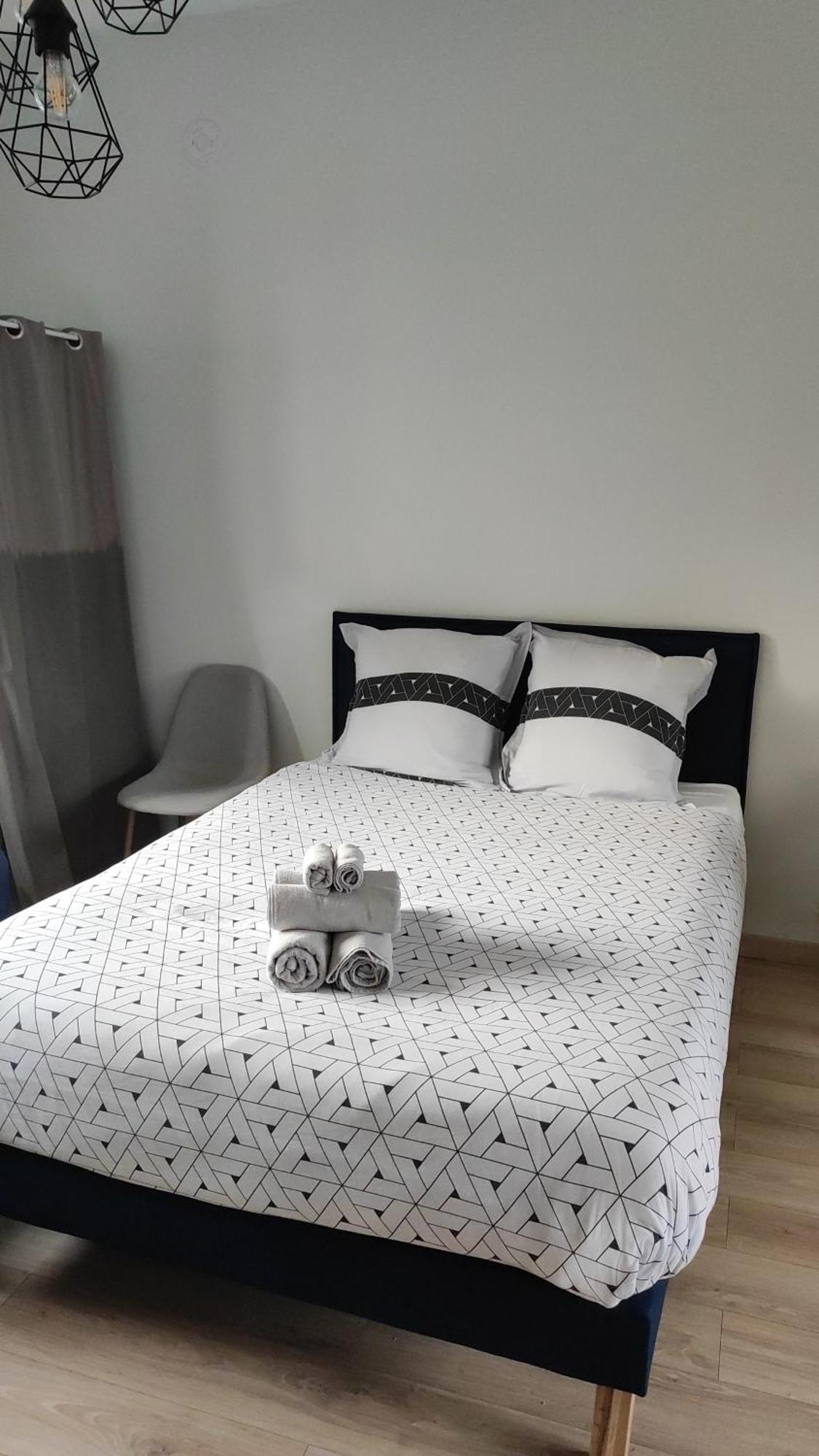 La Douce Angevine Apartamento Angers Exterior foto