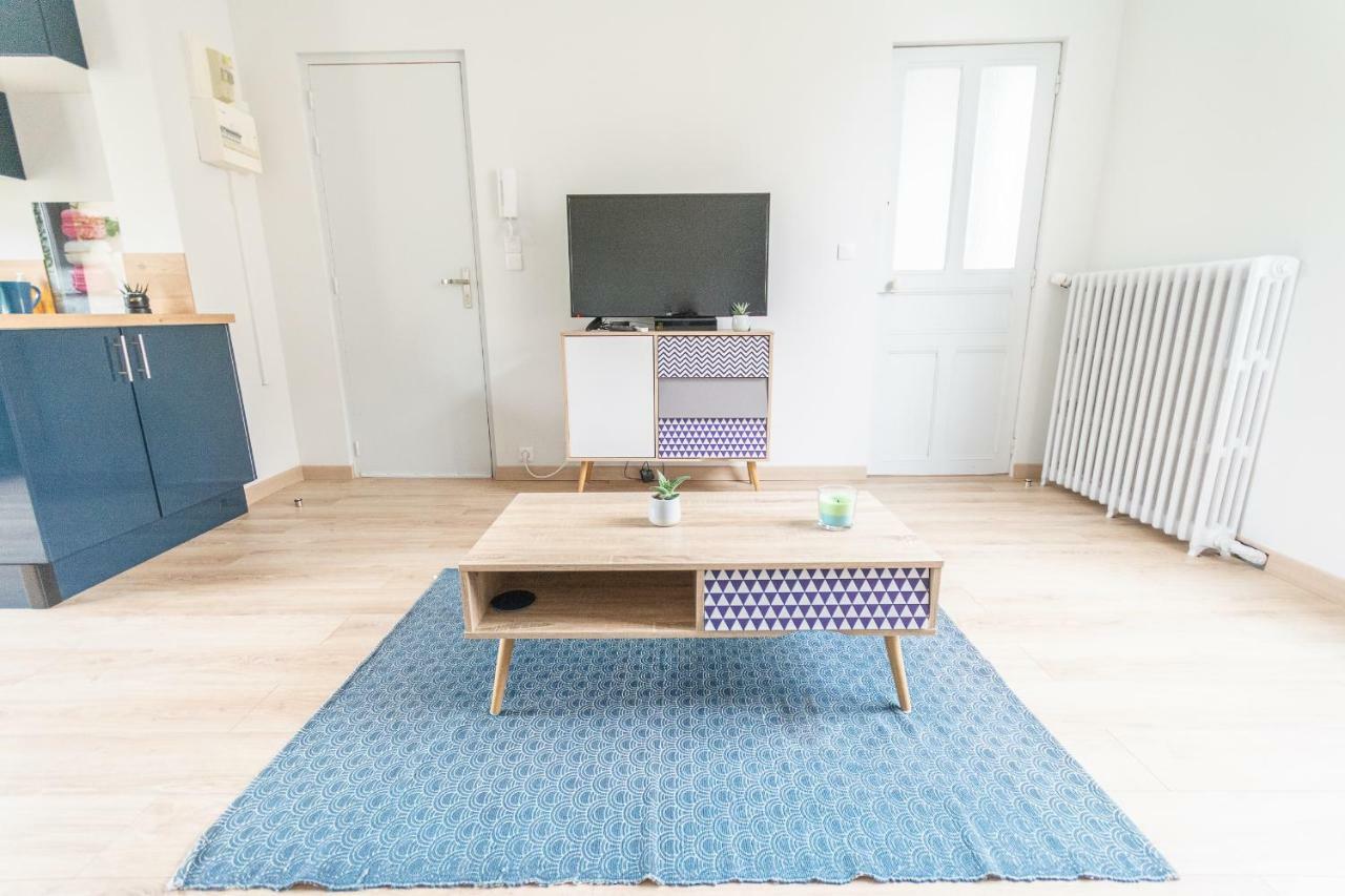 La Douce Angevine Apartamento Angers Exterior foto